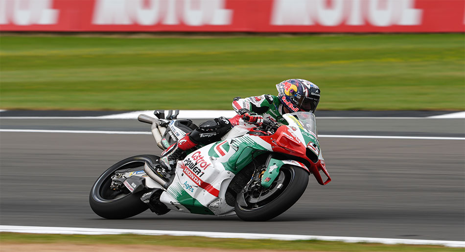 MotoGP英国大奖赛：约翰·扎尔科再次登上领奖台，斩获第二名！