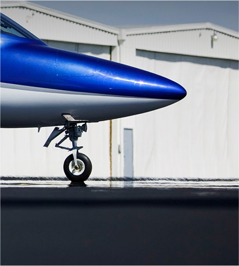 Honda自主开发的
自然层流机翼和自然层流机首